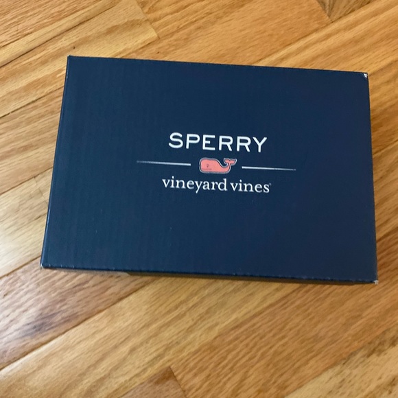 Sperry, Vineyard Vines Colab boat shoes - Picture 2 of 3